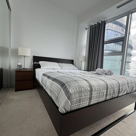 Grand Royal Suites Toronto Ngoại thất bức ảnh