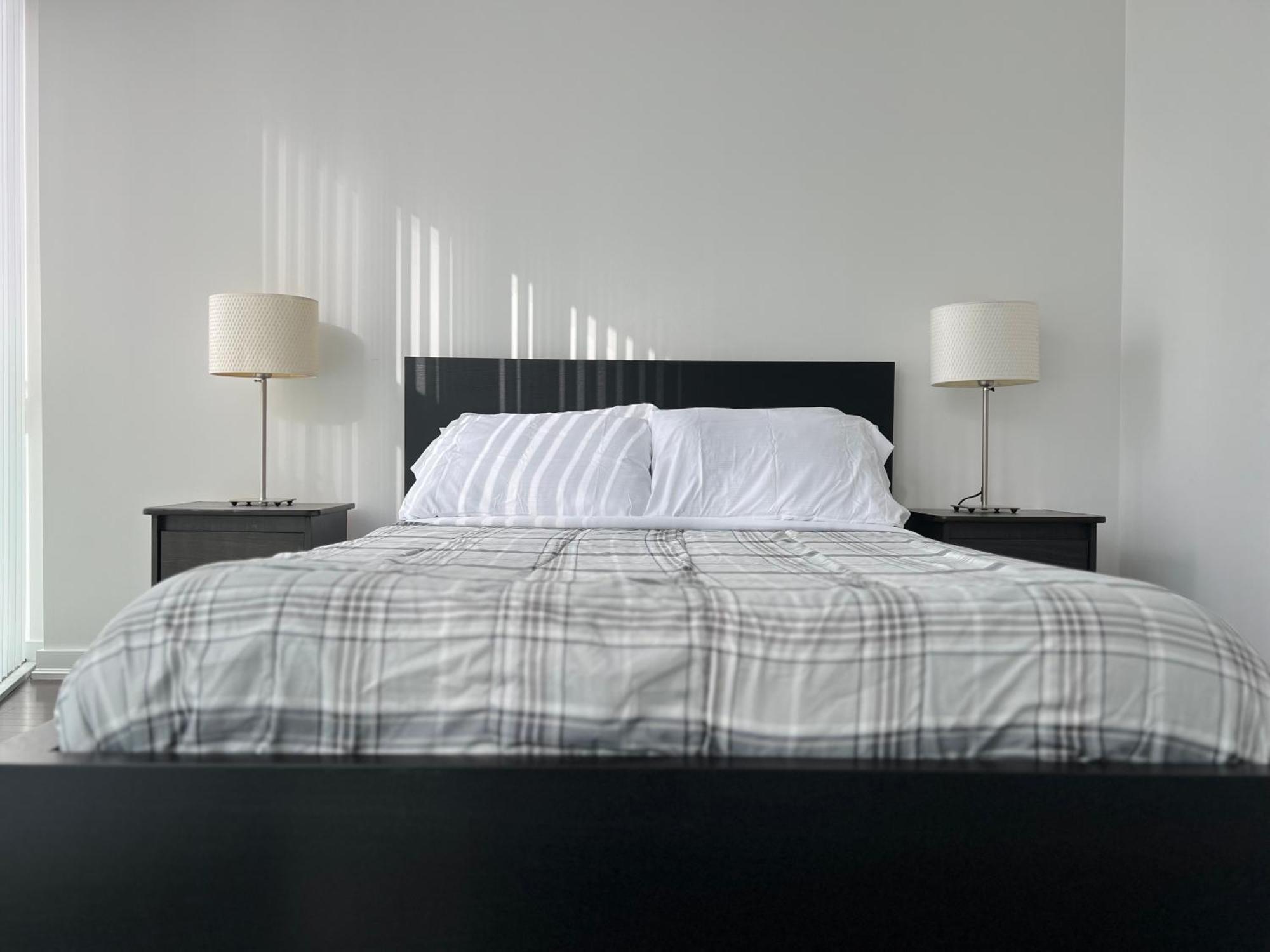 Grand Royal Suites Toronto Ngoại thất bức ảnh