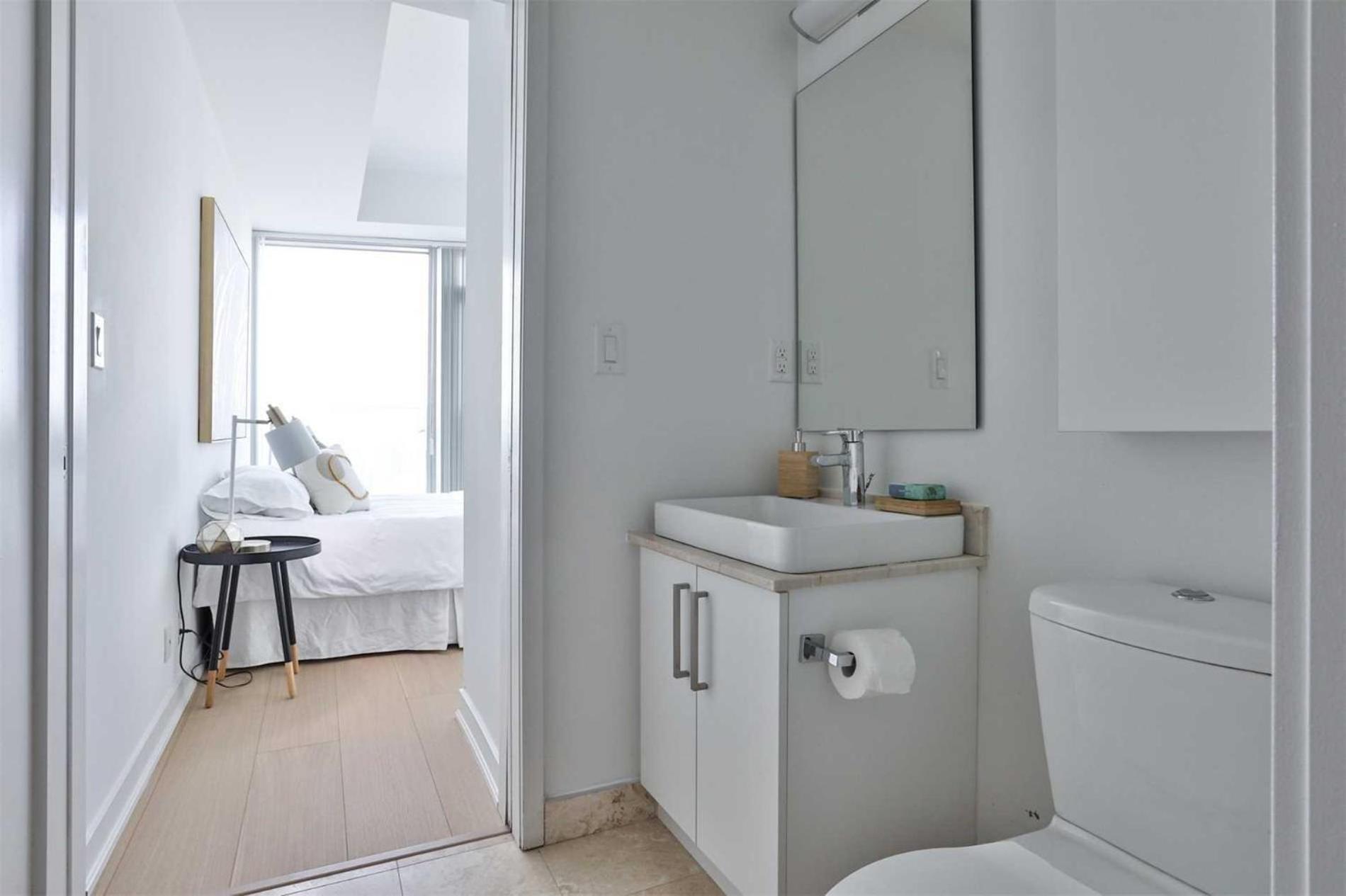 Grand Royal Suites Toronto Ngoại thất bức ảnh