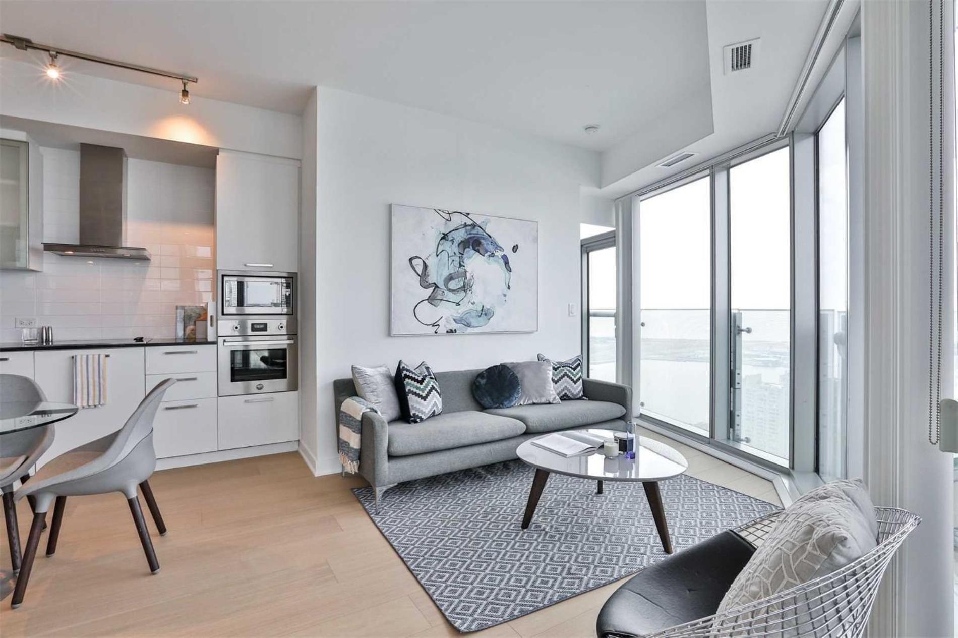Grand Royal Suites Toronto Ngoại thất bức ảnh