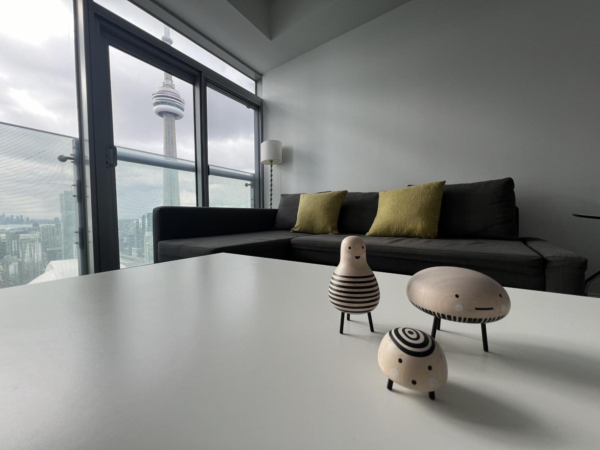 Grand Royal Suites Toronto Phòng bức ảnh