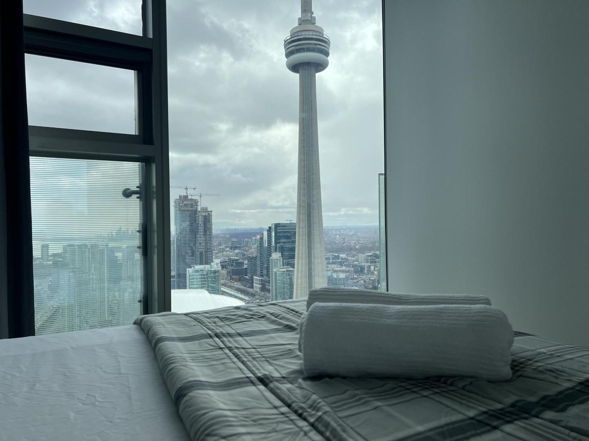 Grand Royal Suites Toronto Ngoại thất bức ảnh